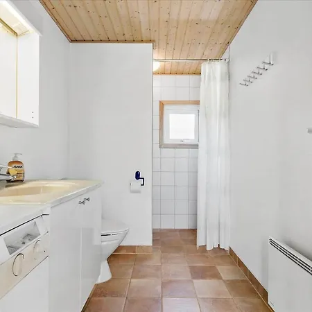 بيت للعطل 3673-nexo-frederiksvej-54 *