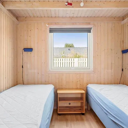 3673-nexo-frederiksvej-54 Semesterbostad Neksø